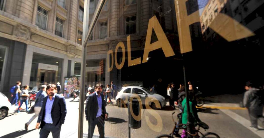 dolar-blue-hoy:-a-cuanto-cotiza-este-sabado-10-de-agosto