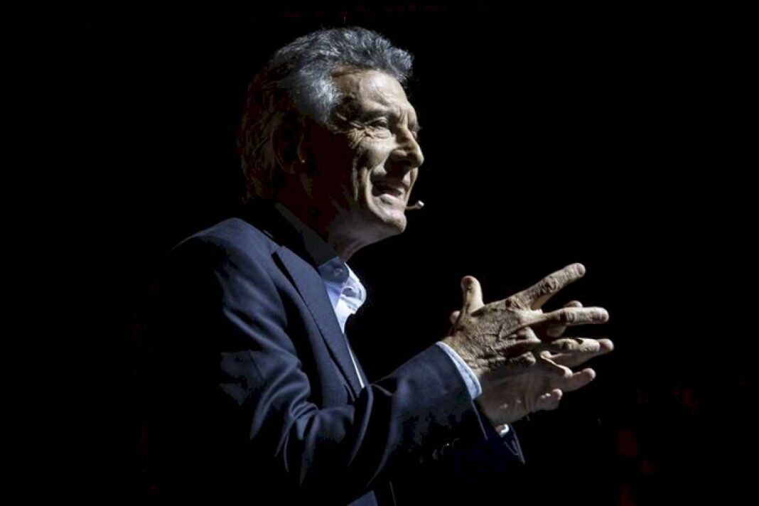 macri-celebro-el-decreto-de-las-sad:-«no-tiene-sentido-resistirse»