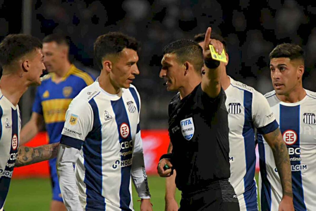 que-paso-con-andres-merlos,-tras-la-denuncia-andres-fassi:-asi-se-fue-el-arbitro-del-talleres-boca